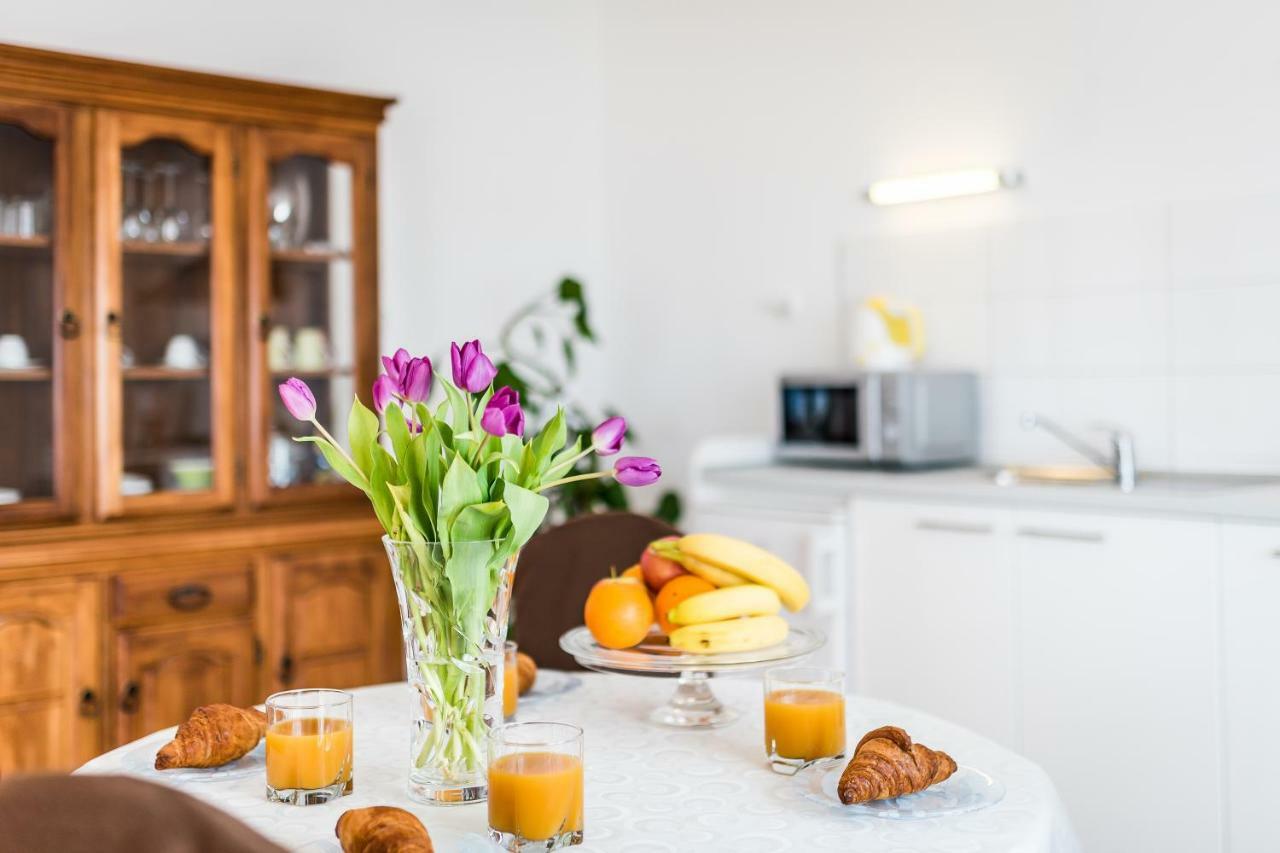 Apartment Anamarija With Sea View シベニク エクステリア 写真