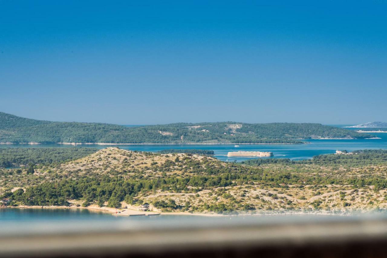 Apartment Anamarija With Sea View シベニク エクステリア 写真